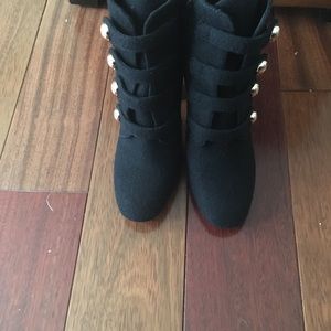 Tory Burch Booties size 6.5 in navy blue